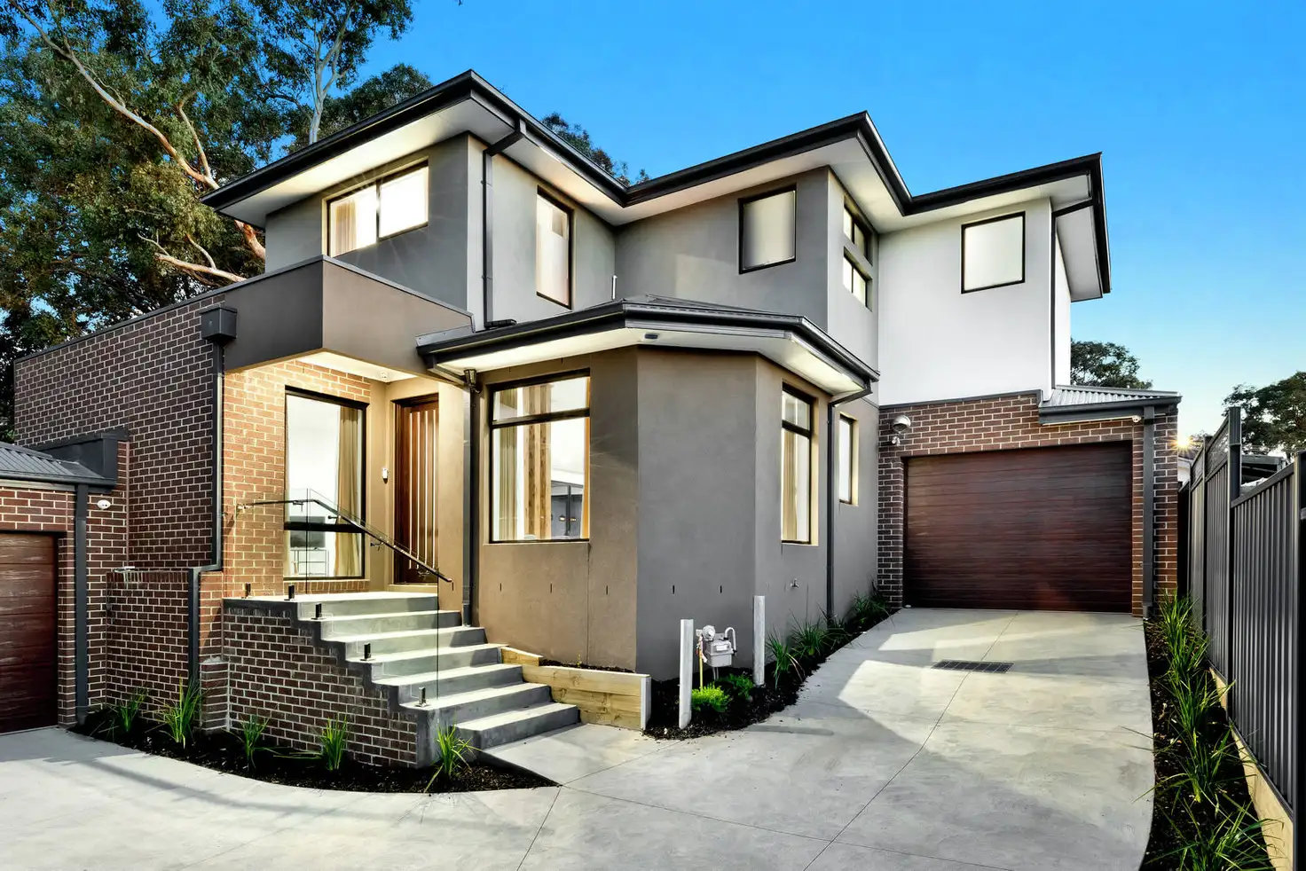 Main view of Homely house listing, 2/7 Heather Grove, Briar Hill VIC 3088