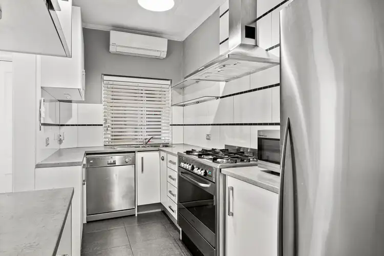 Fourth view of Homely apartment listing, 6/124 Caroline Street, South Yarra VIC 3141