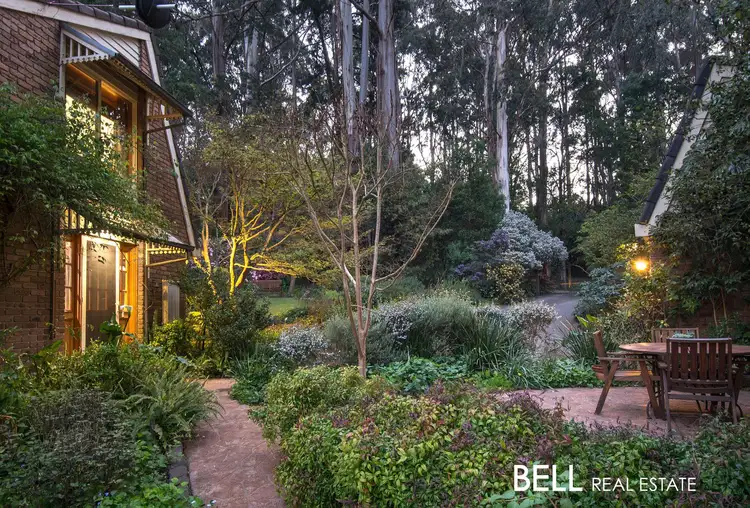 2 Thomson Avenue, Olinda VIC 3788