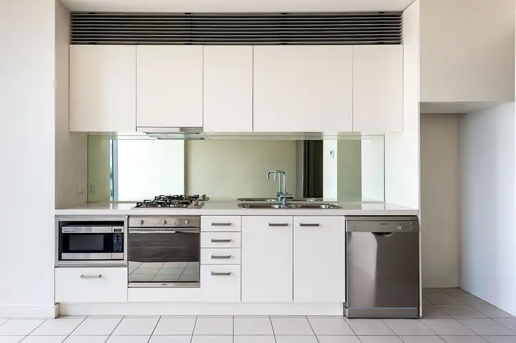 Second view of Homely apartment listing, 1411/1 Freshwater Place, Southbank VIC 3006