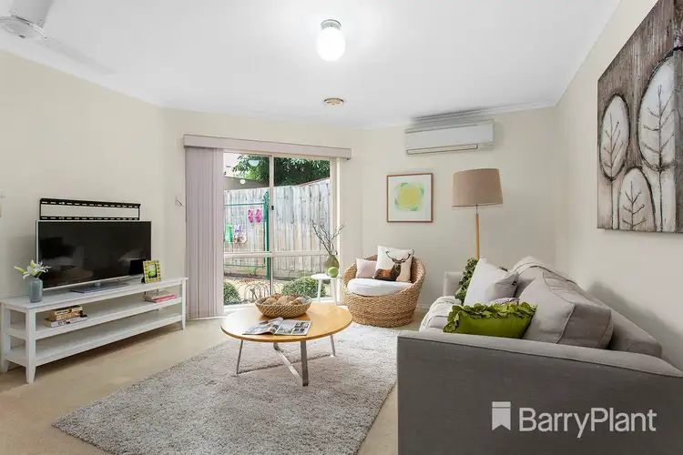 Third view of Homely villa listing, 2/4 Belle Crescent, Mordialloc VIC 3195