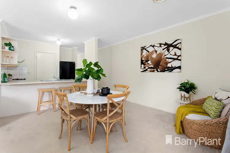 Fifth view of Homely villa listing, 2/4 Belle Crescent, Mordialloc VIC 3195