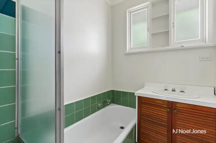 Fifth view of Homely house listing, 18 Taronga Court, Nunawading VIC 3131