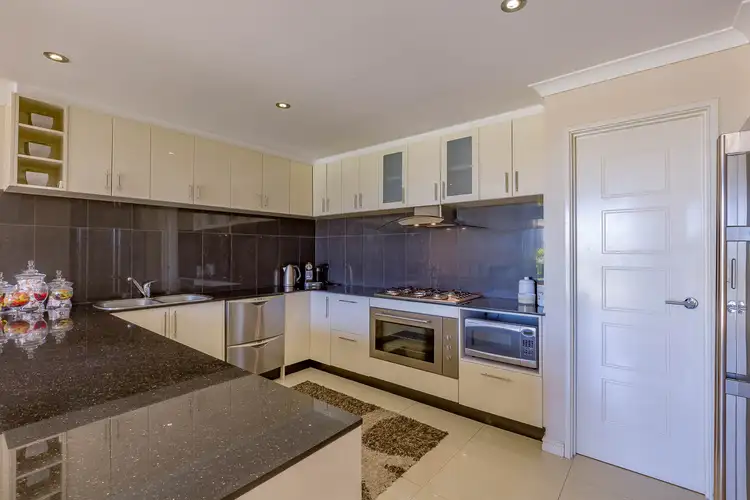 Sixth view of Homely house listing, 10 Chaudiere View, Australind WA 6233
