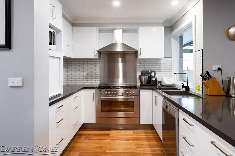 Fifth view of Homely house listing, 16 Allumba Drive, St Helena VIC 3088