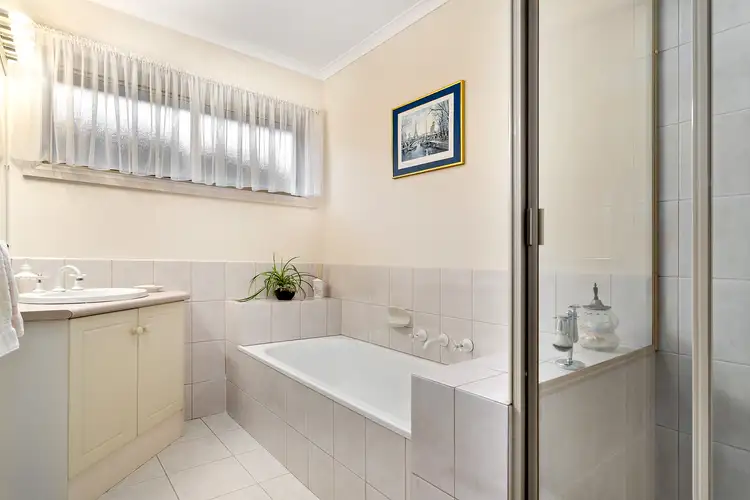 Sixth view of Homely unit listing, 2/76 Hilton Street, Mount Waverley VIC 3149