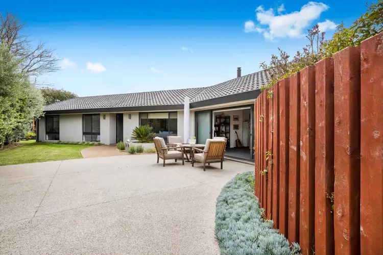 14 Dolphin Avenue, Rye VIC 3941