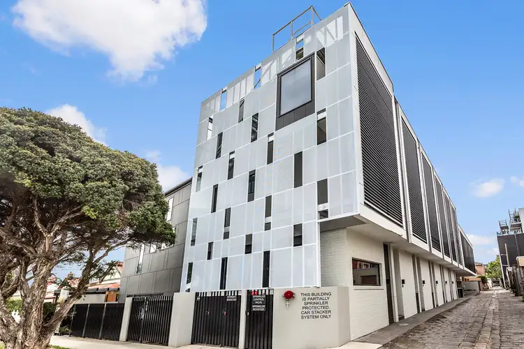 54b St Leonards Road, Ascot Vale VIC 3032