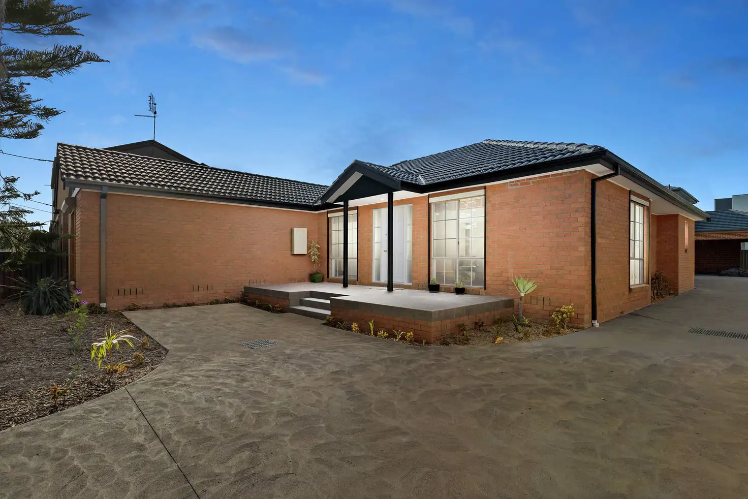 Main view of Homely house listing, 1/33 Balmoral Avenue, Safety Beach VIC 3936
