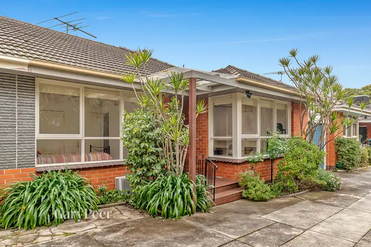 3/20 Kokaribb Road, Carnegie VIC 3163