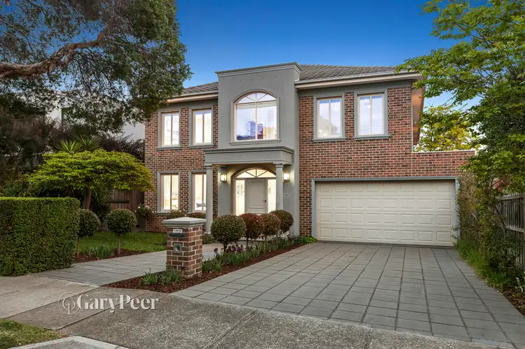 17 Raynes Street, Caulfield South VIC 3162