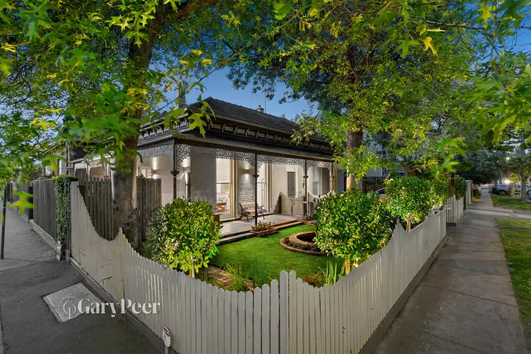 15B The Avenue, Windsor VIC 3181