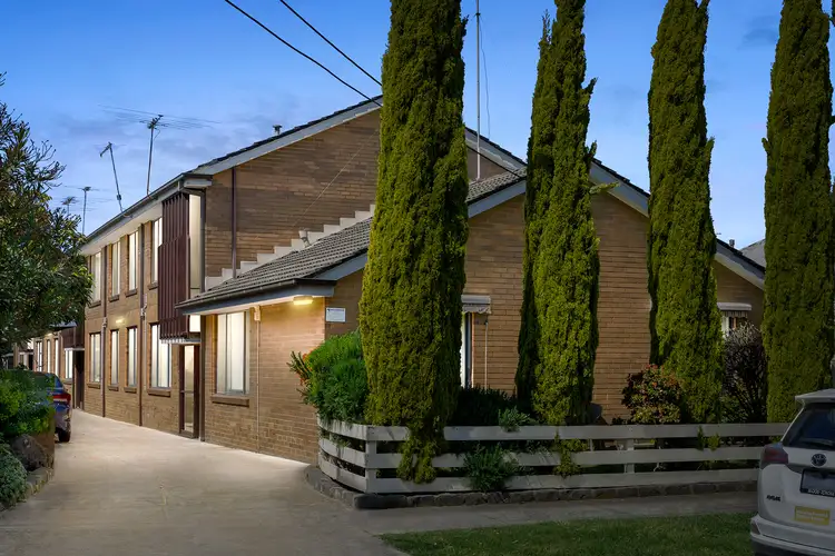 Main view of Homely flat listing, 2/75 Kingsville Street, Kingsville VIC 3012