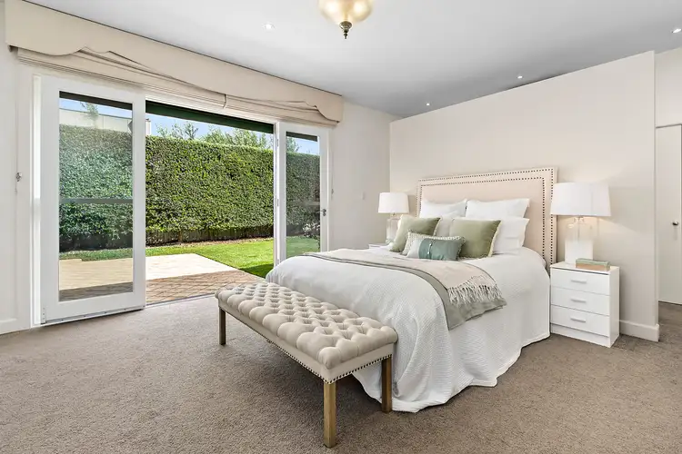 Sixth view of Homely house listing, 10 Sheffield Street, Caulfield South VIC 3162