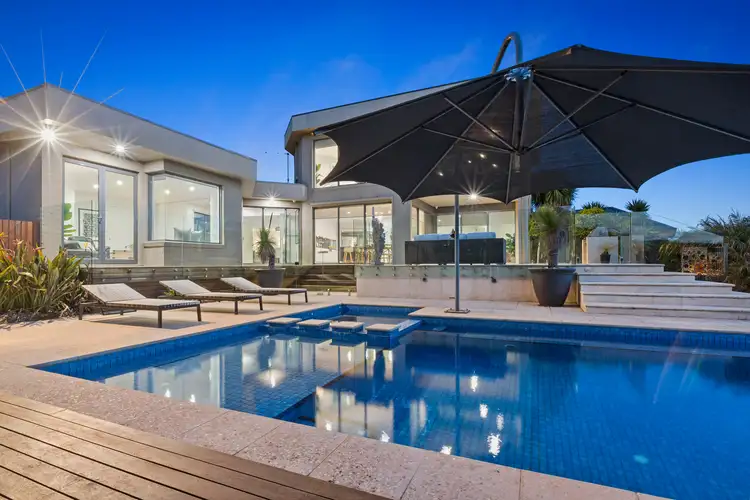 2 Coles Court, Mount Eliza VIC 3930