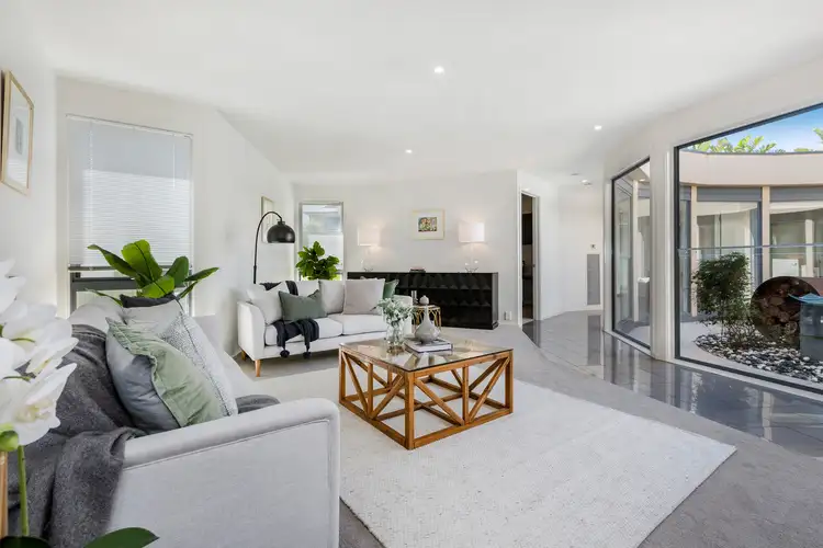 Fifth view of Homely house listing, 2 Coles Court, Mount Eliza VIC 3930