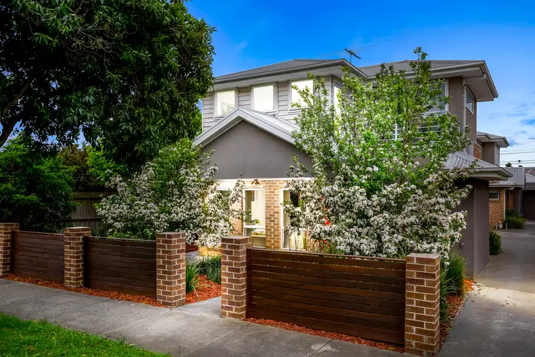 1/4 Heather Avenue, Brooklyn VIC 3012