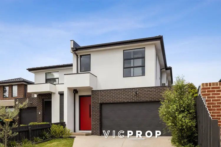 Main view of Homely townhouse listing, 16 Alfreda Avenue, Bulleen VIC 3105