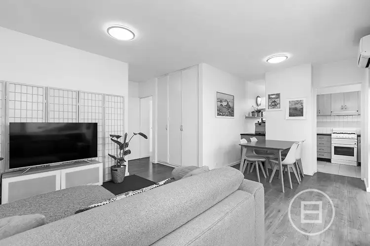 8/215 Alma Road, St Kilda East VIC 3183