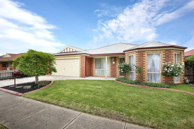 8 Jurang Way, Skye VIC 3977