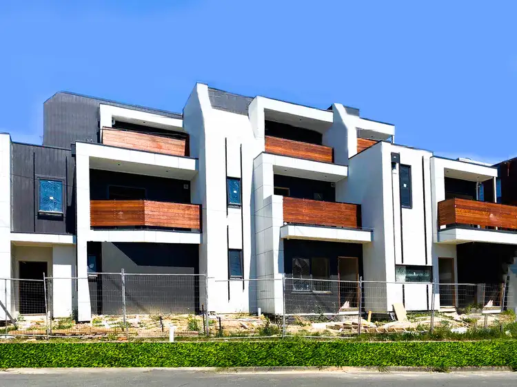 Main view of Homely townhouse listing, 2/19 Nelson Street, Ringwood VIC 3134