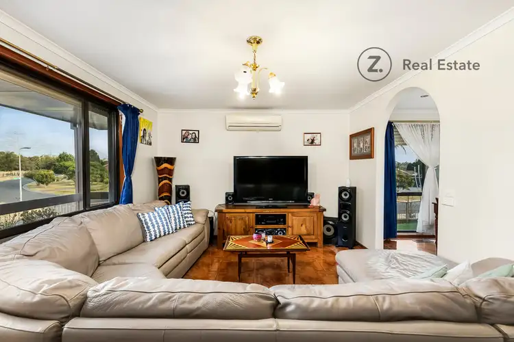 Second view of Homely house listing, 31 Girvan Circuit, Endeavour Hills VIC 3802
