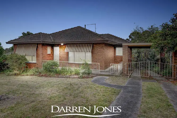 9 Carbora Dale, Greensborough VIC 3088