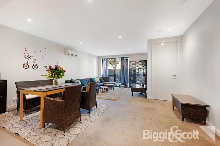Main view of Homely apartment listing, 5/8 Crefden Street, Maidstone VIC 3012