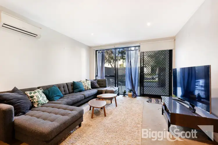 Second view of Homely apartment listing, 5/8 Crefden Street, Maidstone VIC 3012