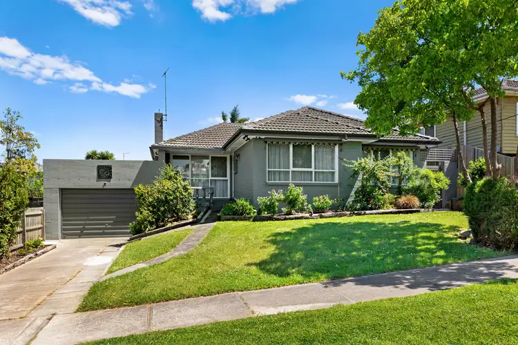 17 Gracehill Avenue, Burwood VIC 3125