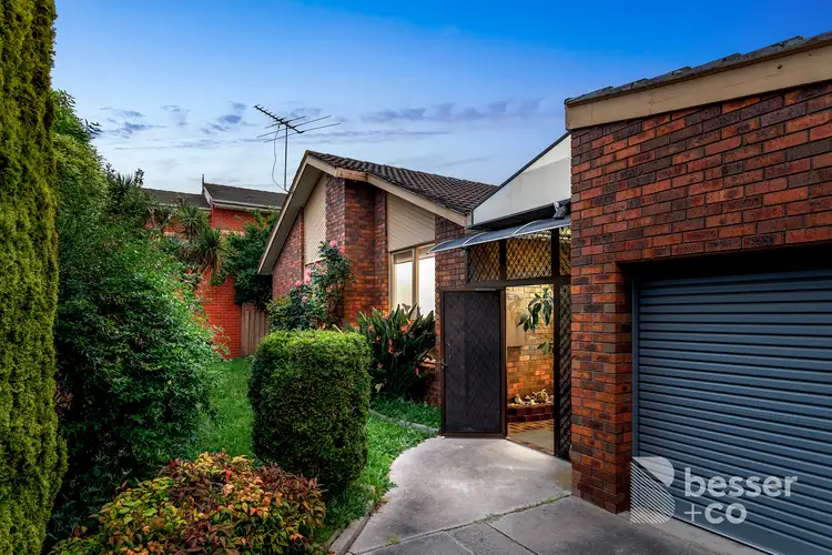 Main view of Homely unit listing, 2/21 Newman Avenue, Carnegie VIC 3163