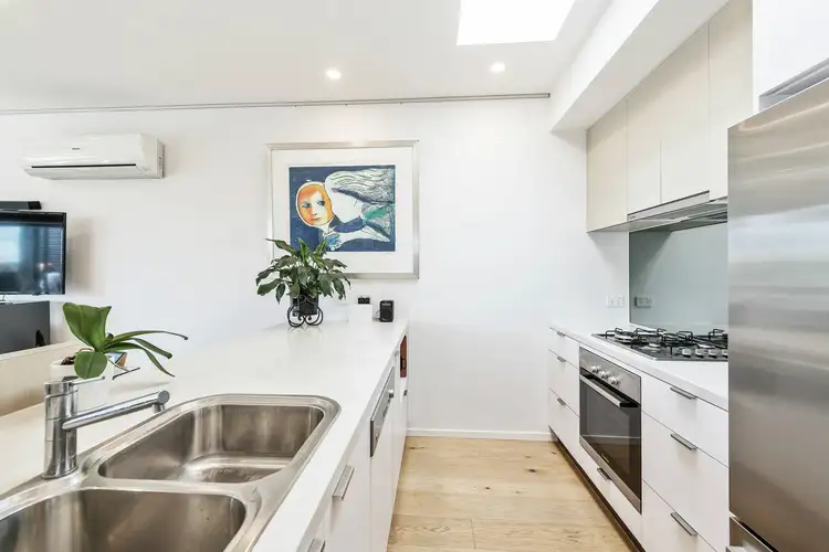 Sixth view of Homely apartment listing, 8/2 Alfred Street, Aspendale VIC 3195