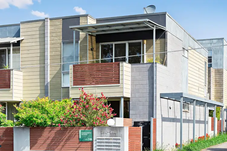 Second view of Homely unit listing, 2/256-258 Glenlyon Road, Fitzroy North VIC 3068