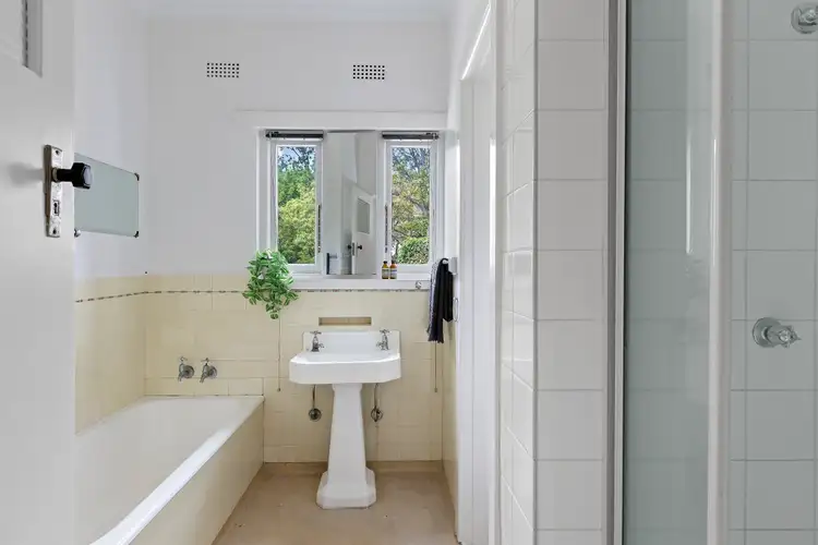 Sixth view of Homely apartment listing, 4/7 Alexandra Avenue, South Yarra VIC 3141
