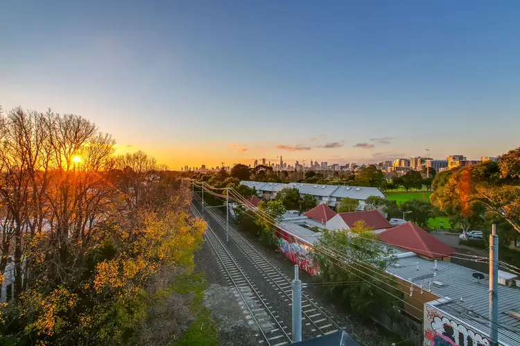 Fourth view of Homely apartment listing, 19/352 Canterbury Road, St Kilda West VIC 3182