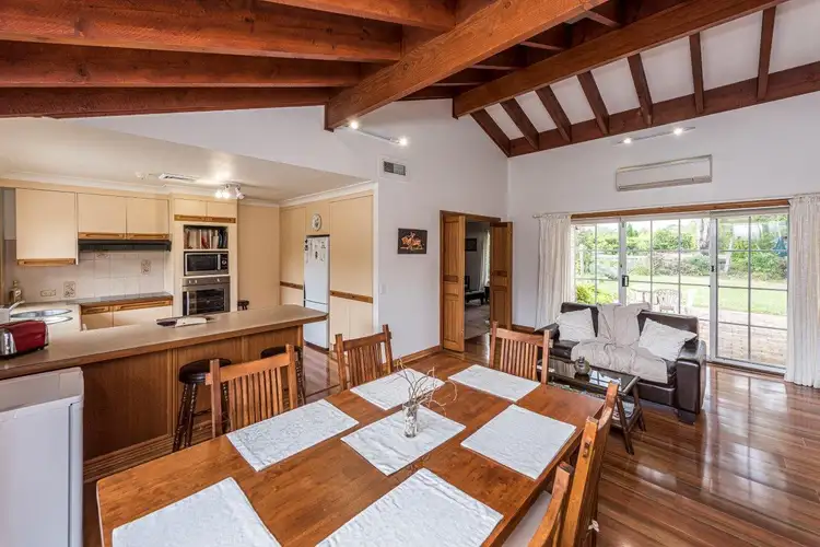 Fifth view of Homely house listing, 10 Wheen  Close, Bowral NSW 2576