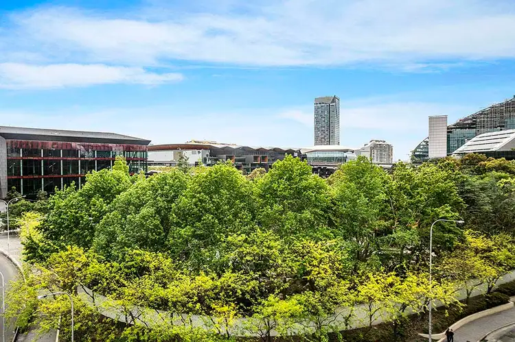 Second view of Homely studio listing, 932/38 Harbour Street, Sydney NSW 2000