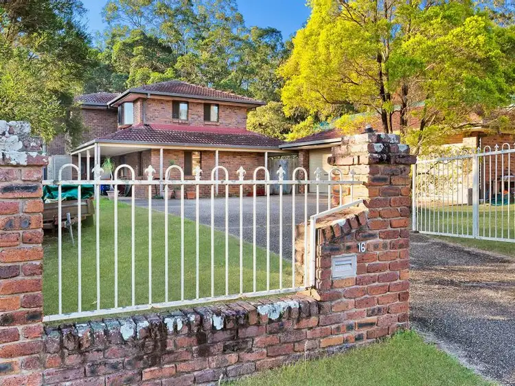 Fifth view of Homely house listing, 16 Peebles Place, Chapel Hill QLD 4069