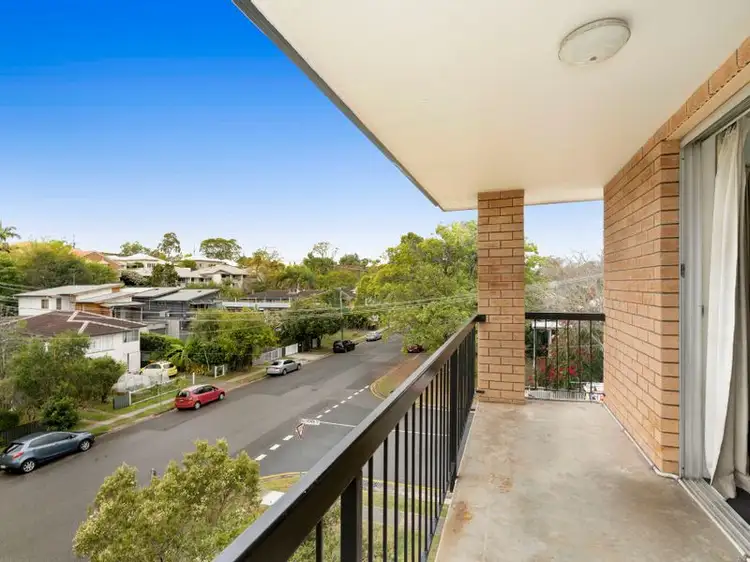 Main view of Homely unit listing, 4/92 Oxford Terrace, Taringa QLD 4068