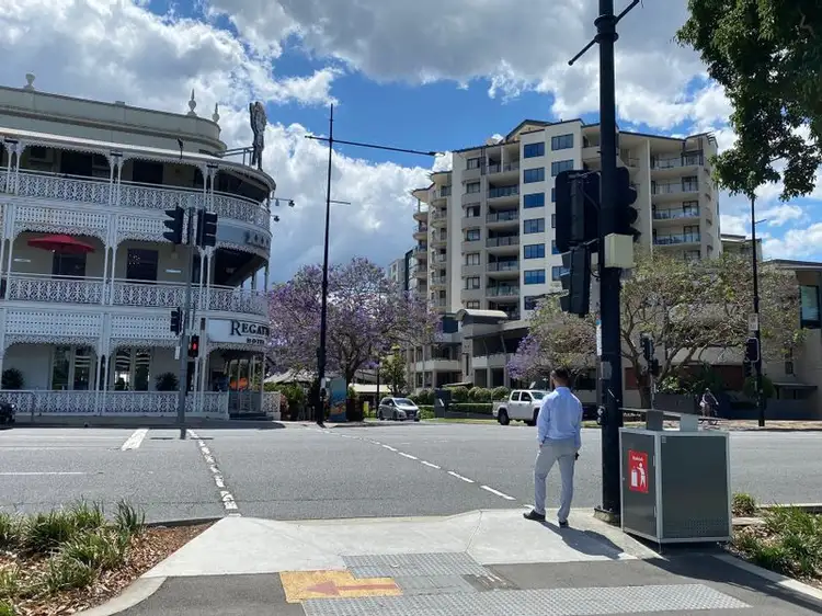 Main view of Homely unit listing, 33/9 Sylvan Road, Toowong QLD 4066
