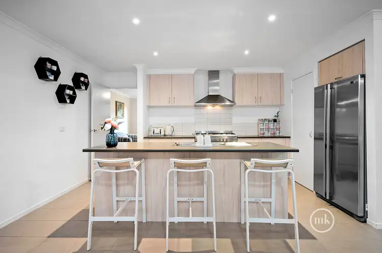 Second view of Homely house listing, 16 Fleetwood Drive, Doreen VIC 3754