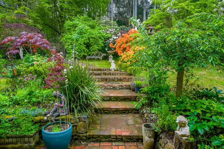 Sixth view of Homely house listing, 33 Devonshire Lane, Mount Macedon VIC 3441