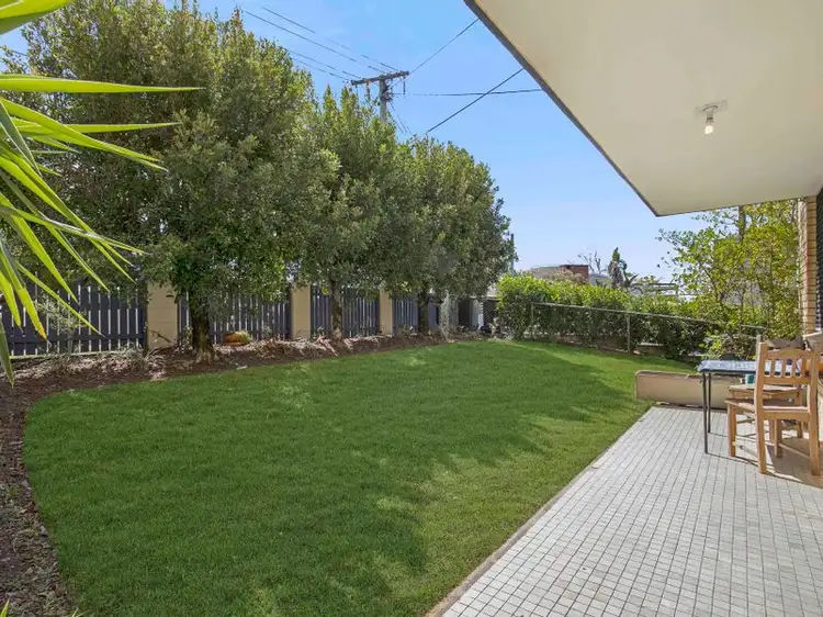 2/36 Scott Road, Herston QLD 4006