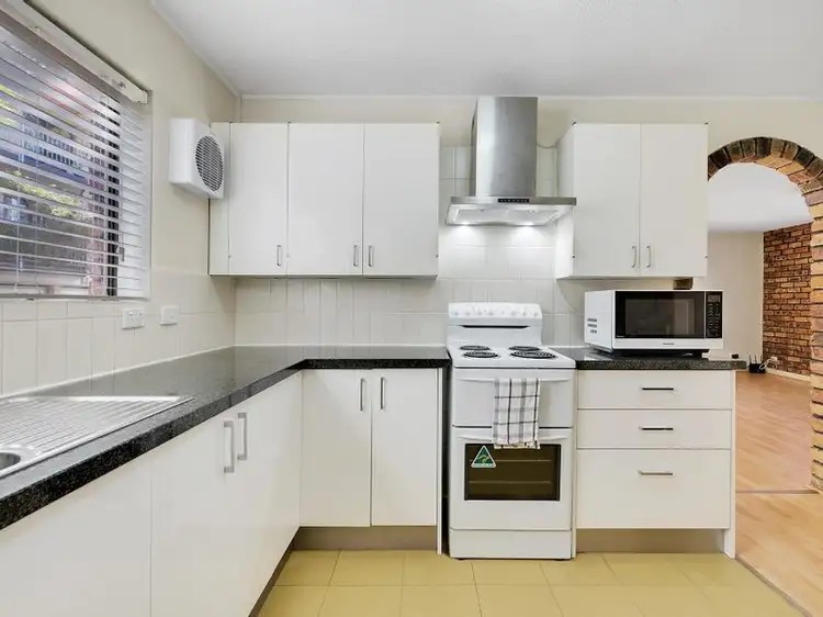 Fourth view of Homely unit listing, 2/139 Central Avenue, Indooroopilly QLD 4068