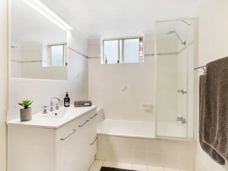 Sixth view of Homely unit listing, 3/49 Durham Street, St Lucia QLD 4067