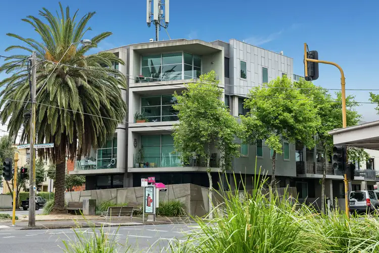 17/220 Barkly Street, St Kilda VIC 3182