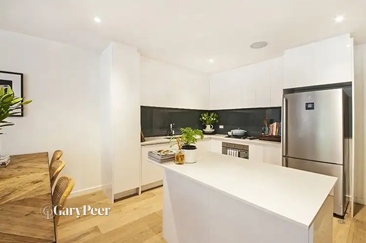 Third view of Homely apartment listing, 8/15 Manchester Grove, Glen Huntly VIC 3163