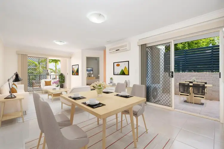 2/9 Railway Avenue, Indooroopilly QLD 4068