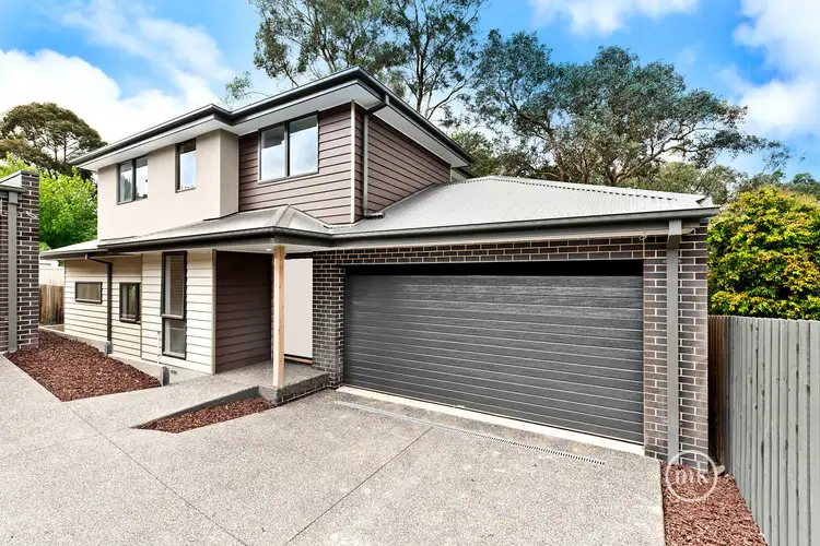 2/26 Raglan Road, Research VIC 3095