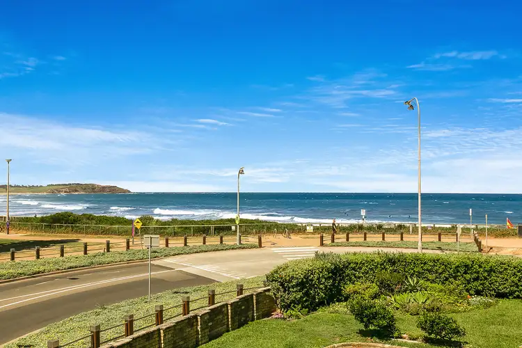 Second view of Homely apartment listing, 3/89 Dee Why Parade, Dee Why NSW 2099